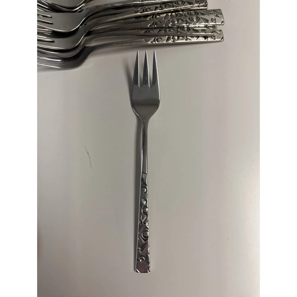 1847 Rogers Bros NAVAHO Salad Fork‎ International Stainless Navajo 1960 Flatware